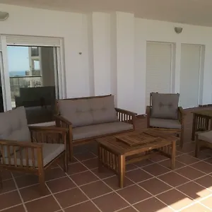 apartamento-cercano-a-la-playa-con-gran-terraza.1costadelsol.com/